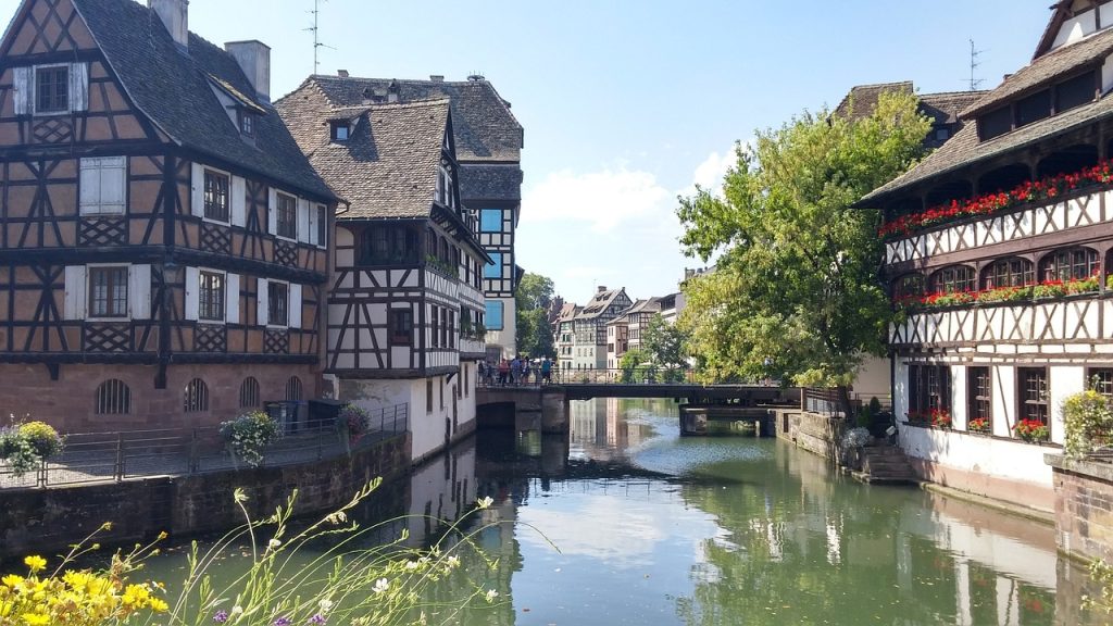 strasbourg, alsace, petite france-1634088.jpg